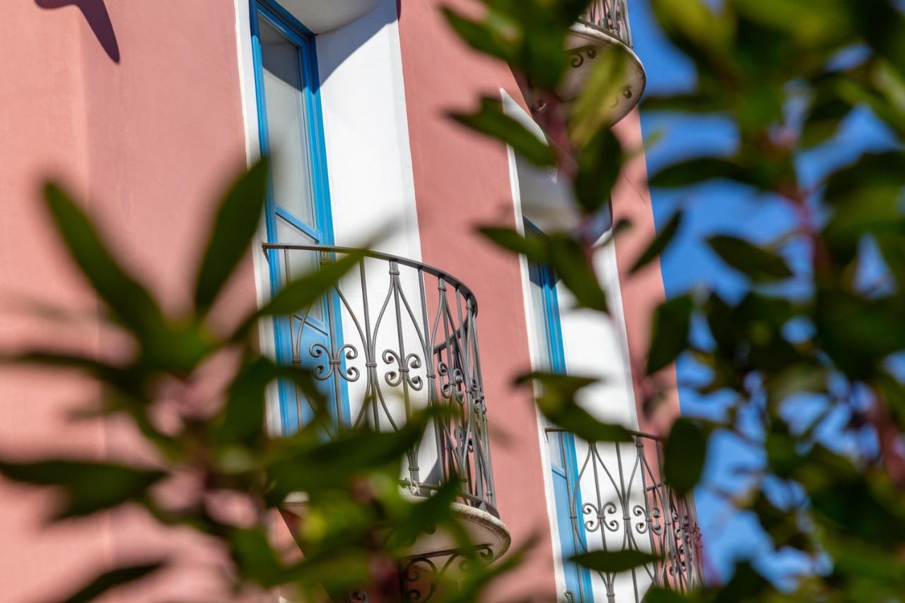 Hotel H14 Porto Frailis Àrbatax Esterno foto