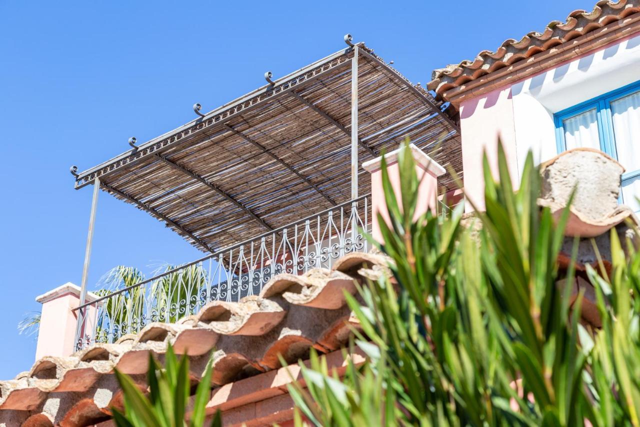 Hotel H14 Porto Frailis Àrbatax Esterno foto