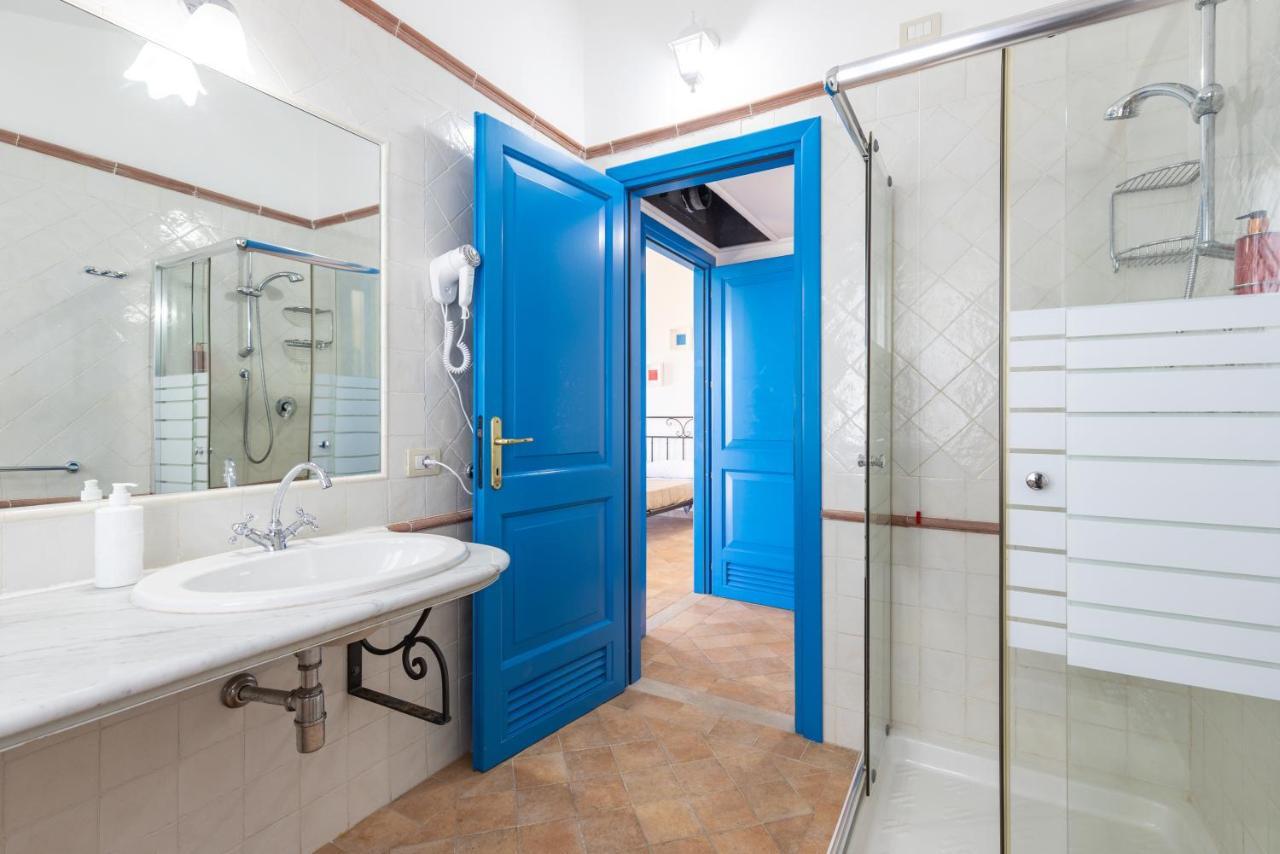 Hotel H14 Porto Frailis Àrbatax Esterno foto