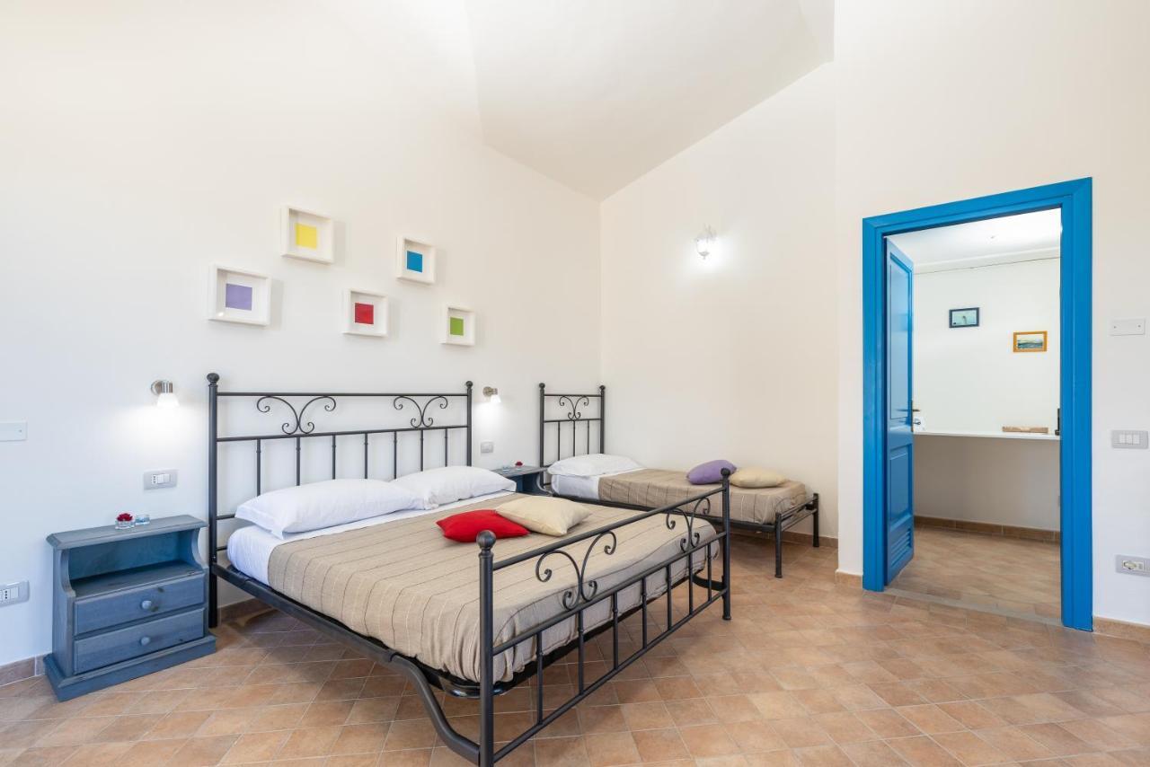 Hotel H14 Porto Frailis Àrbatax Esterno foto