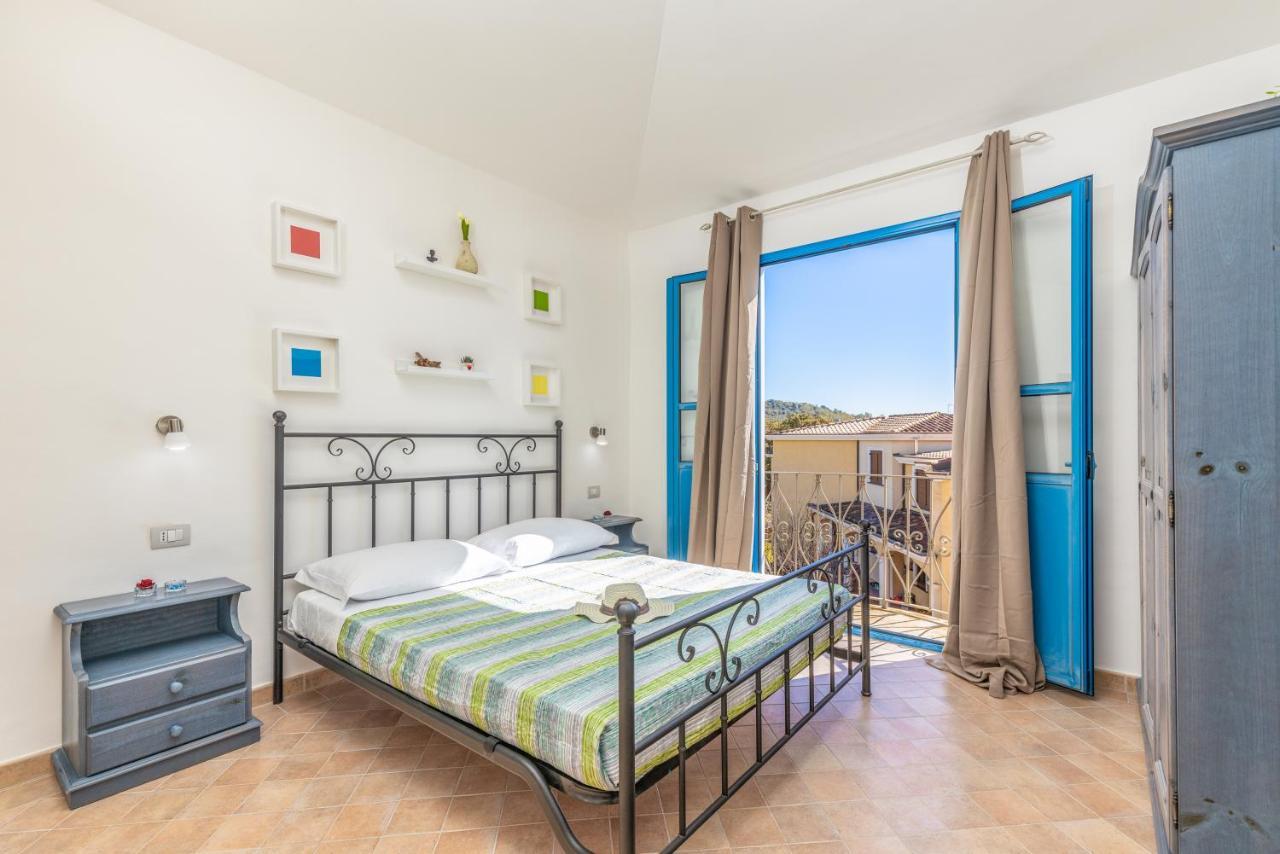 Hotel H14 Porto Frailis Àrbatax Esterno foto